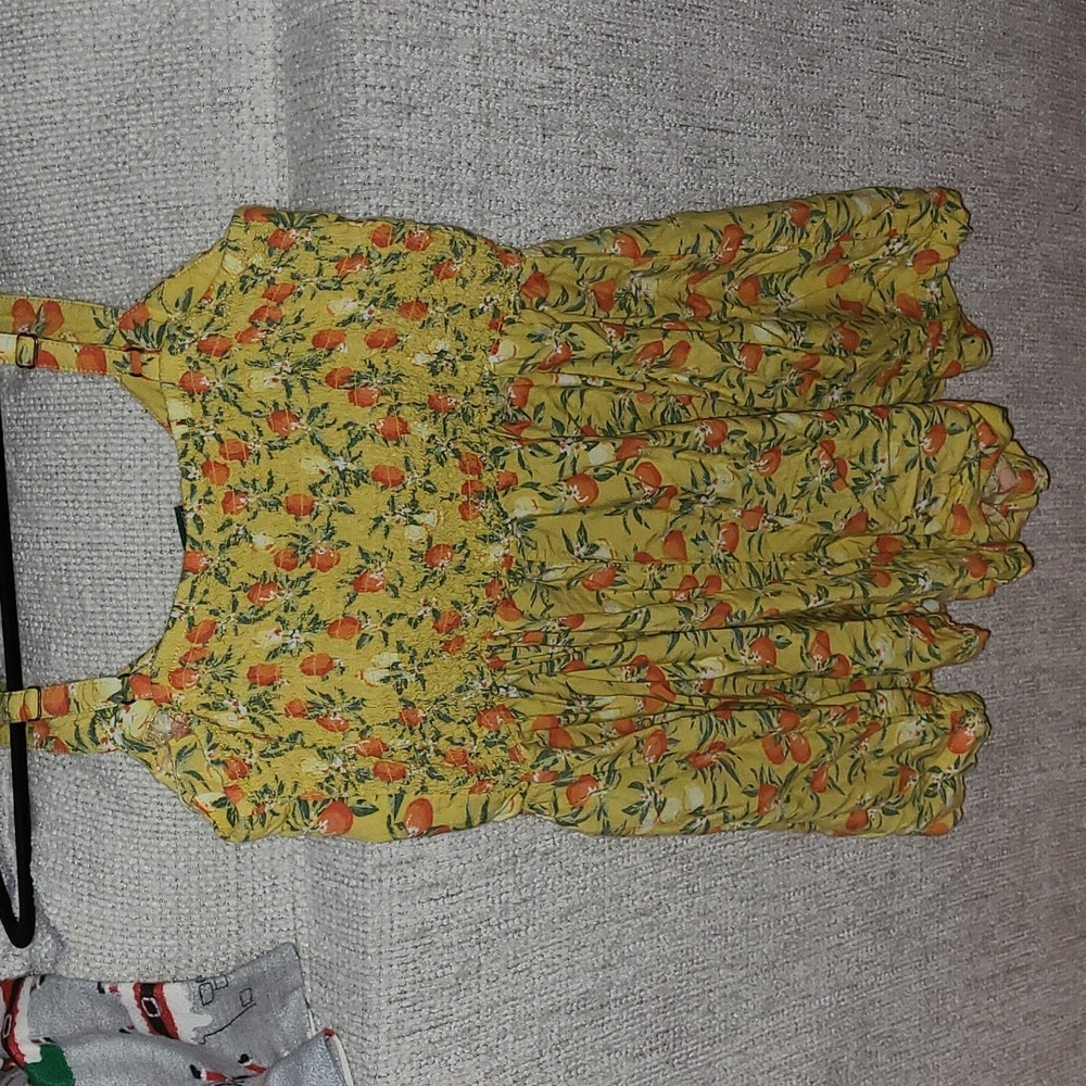 Romper - Picture 2 of 3